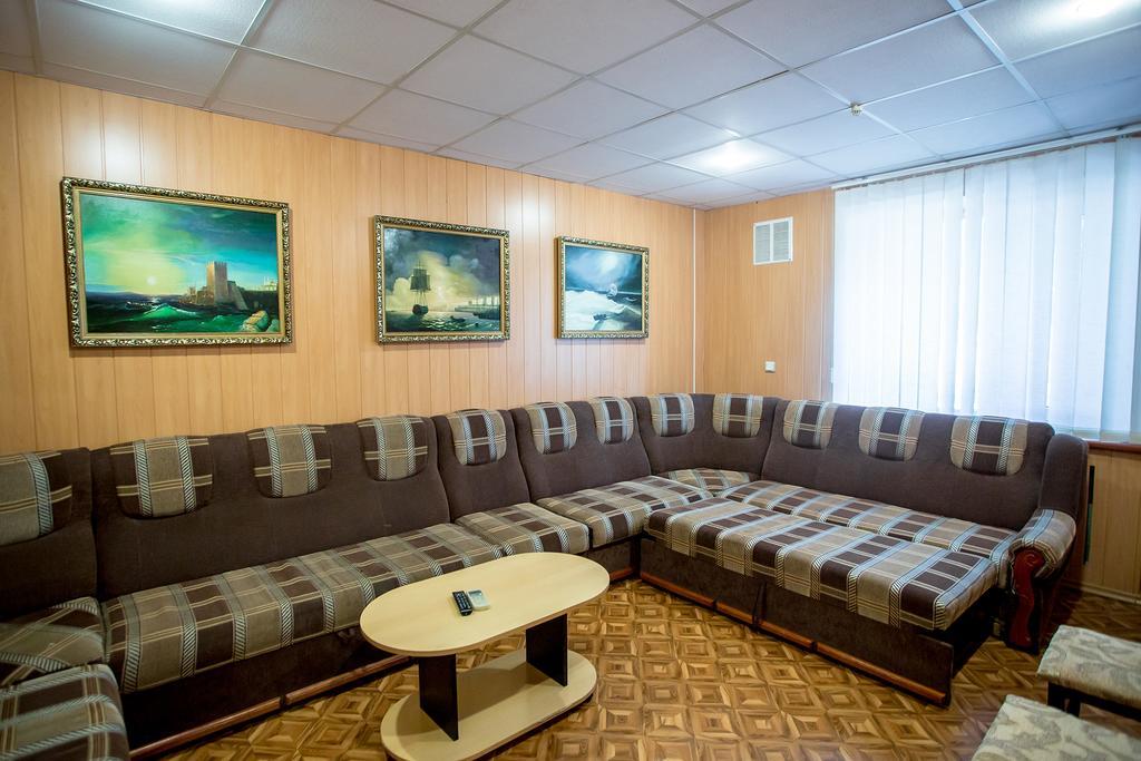 Premium Hotel Izmail Bagian luar foto