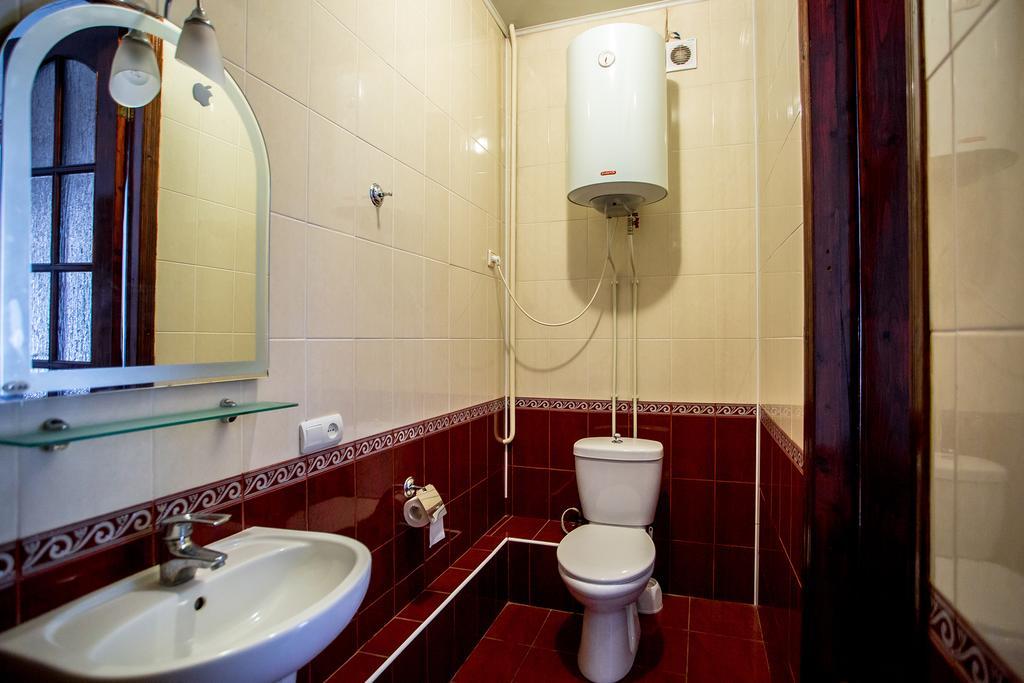 Premium Hotel Izmail Bagian luar foto