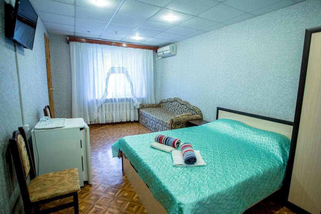 Premium Hotel Izmail Bagian luar foto