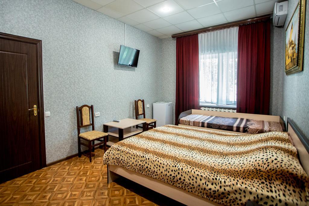 Premium Hotel Izmail Bagian luar foto