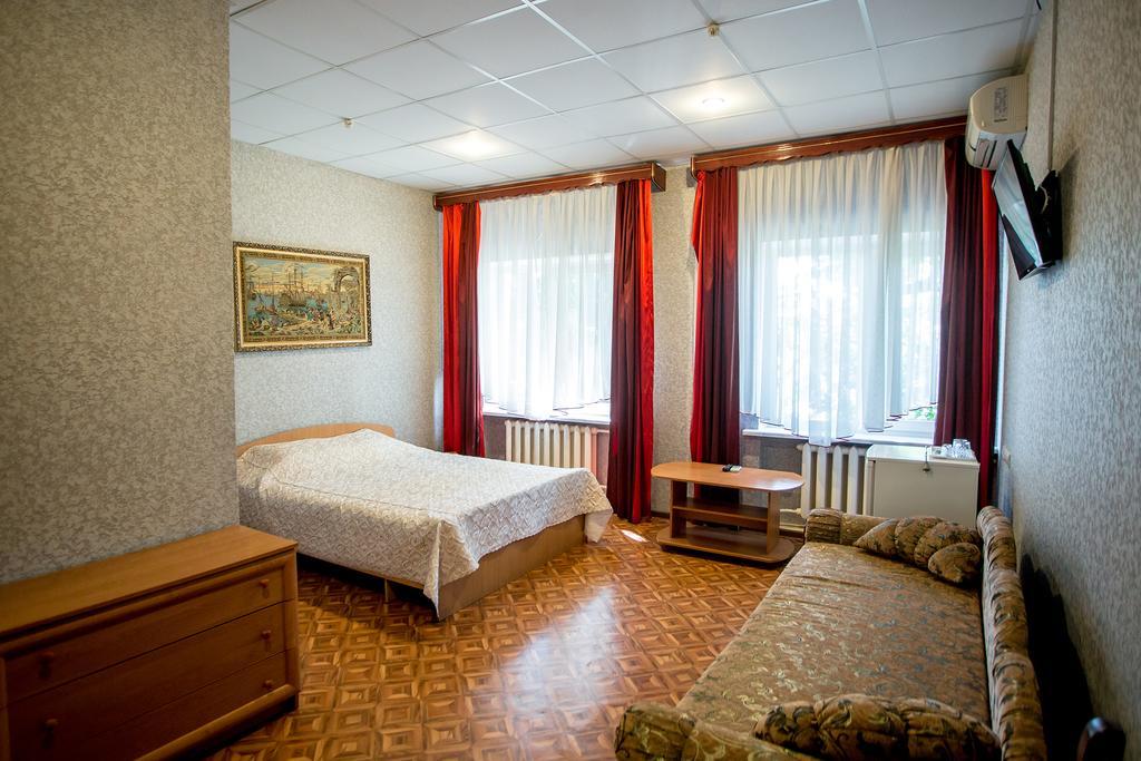 Premium Hotel Izmail Bagian luar foto