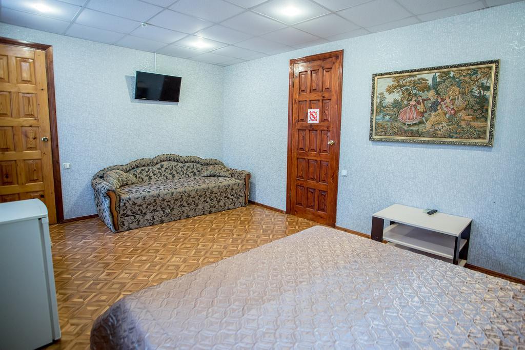 Premium Hotel Izmail Bagian luar foto