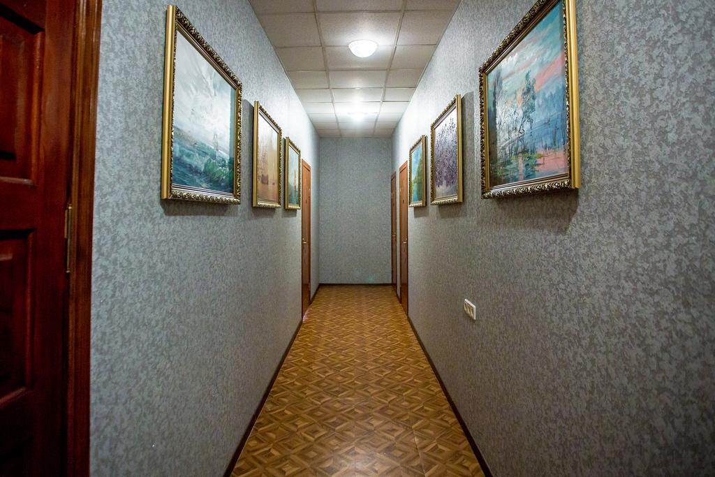 Premium Hotel Izmail Bagian luar foto