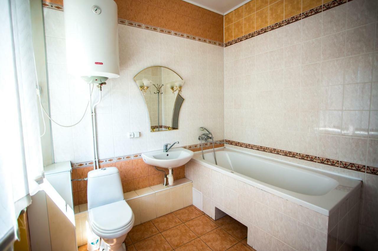 Premium Hotel Izmail Bagian luar foto