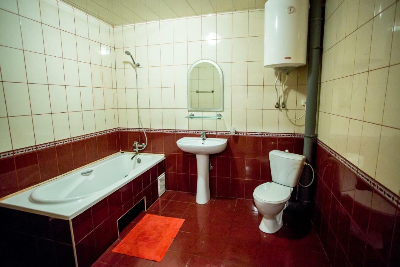 Premium Hotel Izmail Bagian luar foto