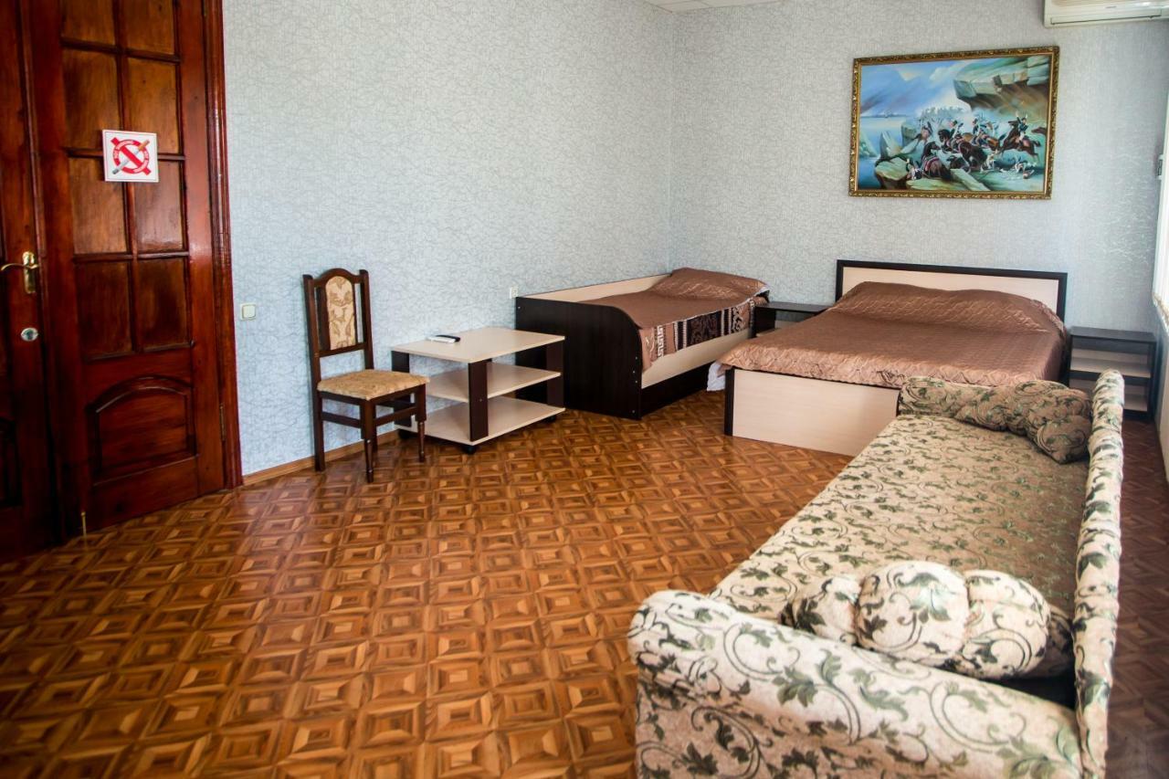 Premium Hotel Izmail Bagian luar foto