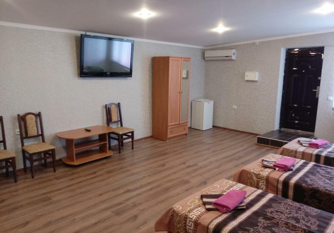 Premium Hotel Izmail Bagian luar foto
